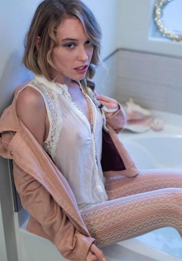 Sexy Babe Samantha