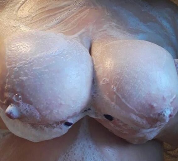 Big Tits With Big Nipples!!!!!!!!!!!