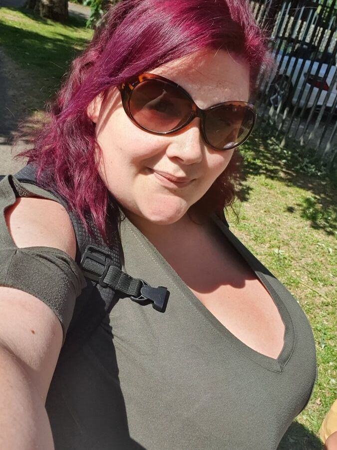 Hoodyman SSBBW . Mega fat pigs exposed .