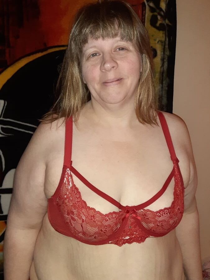 Slut BBW Hotwife in Hot Lingerie