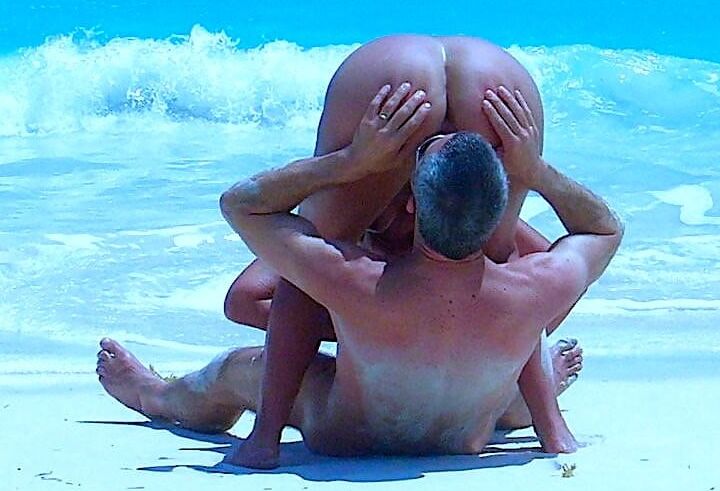 Spread open, .