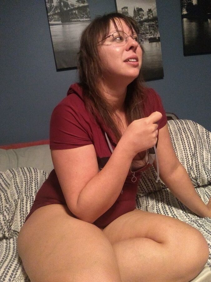 Amateur Wife Nicole Exposed