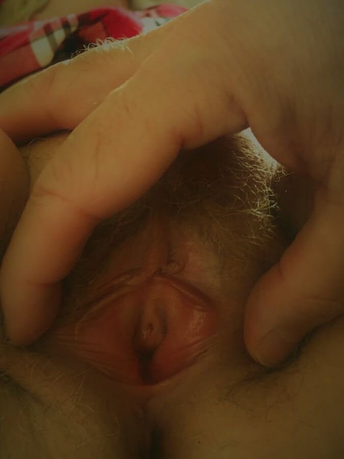 spread my pussy wide open! Amberx