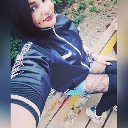 Babes &amp; Sneakers