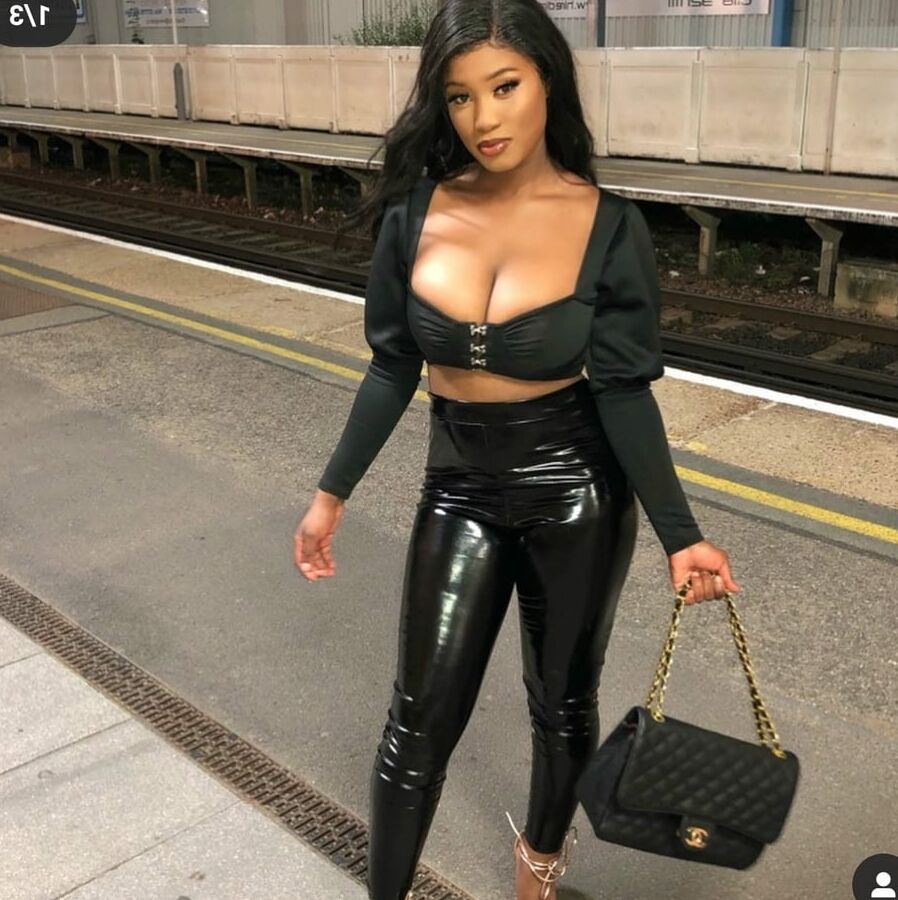 Leather leggings