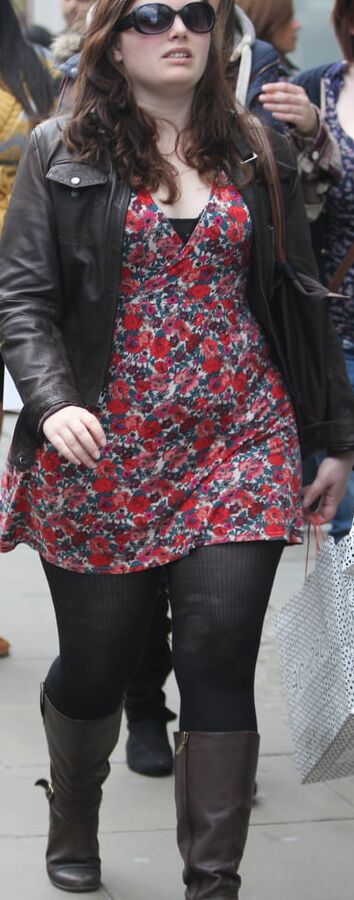 Street Pantyhose - Heavy Legged Brit Sluts
