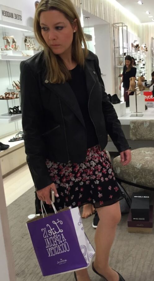 Pantyhosed Shopping - Slags in Cheap Nude Pantyhose