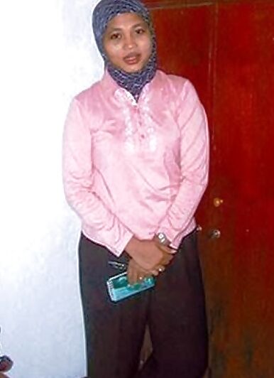 radziah Tudung Pink