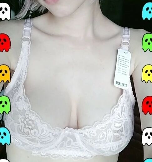 Girls with AliExpress