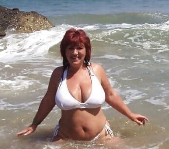 Mature ladys with big chubby tits