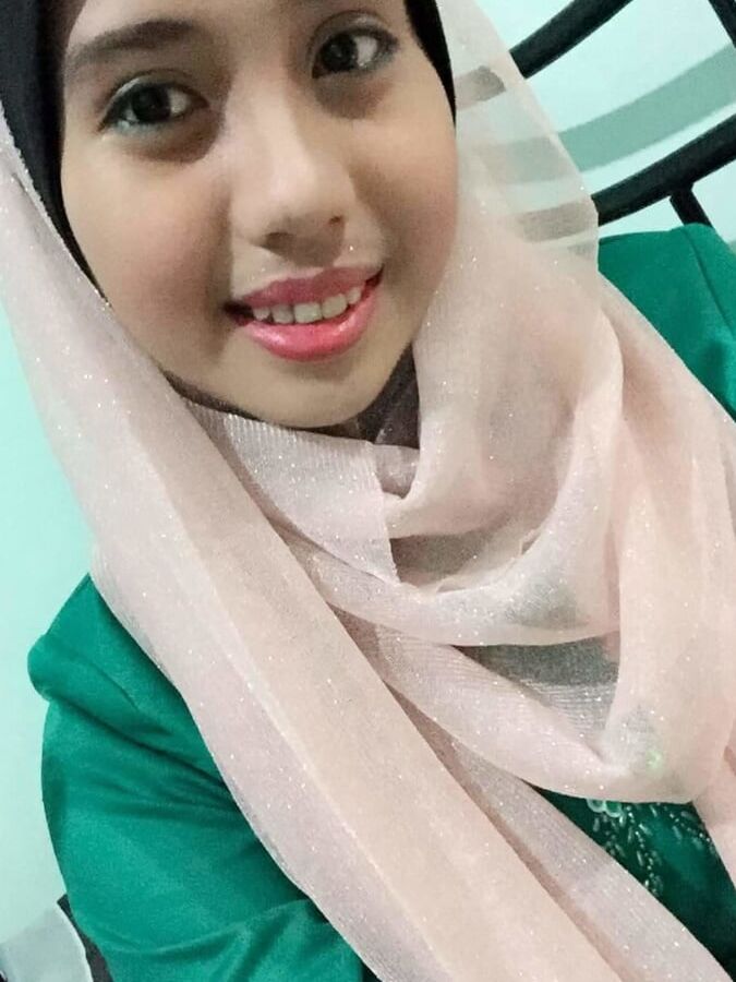 Melayu Tudung Nurul Ahtikah Azran Naked Big Boobs