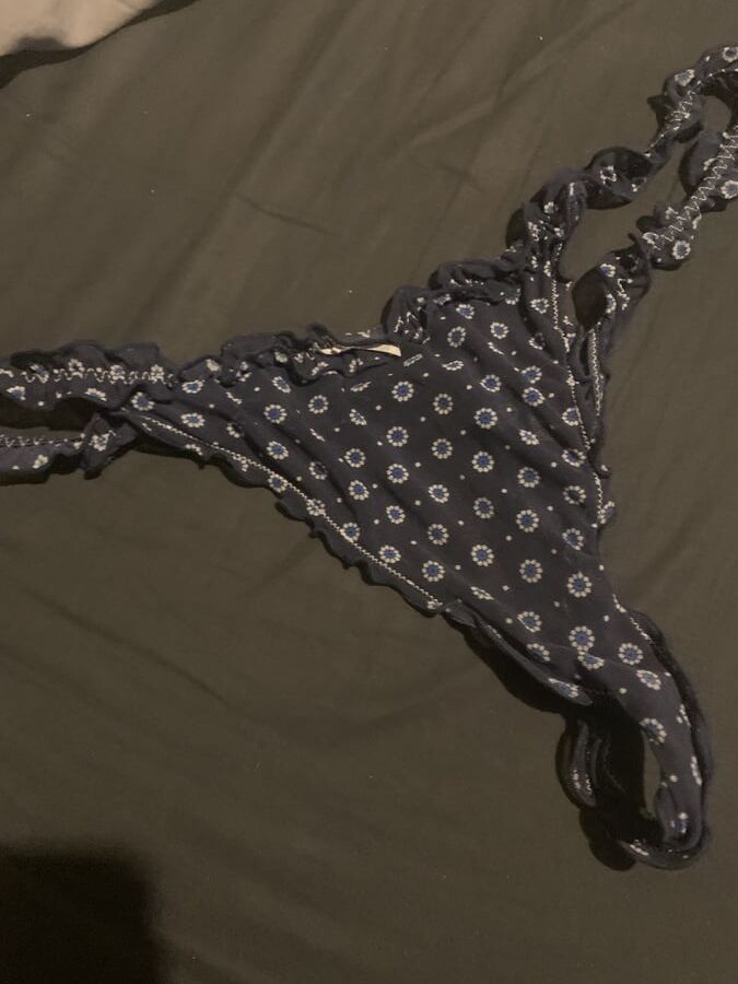 Friends girlfriend Claires knickers