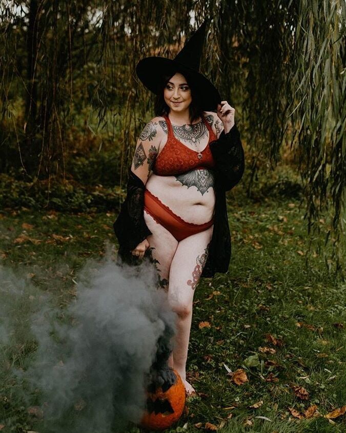 Sexy Tattooed BBW Ex-girlfriend