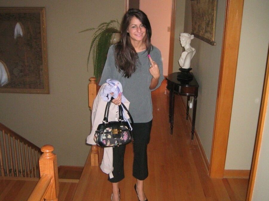 BRUNETTE AMATEUR