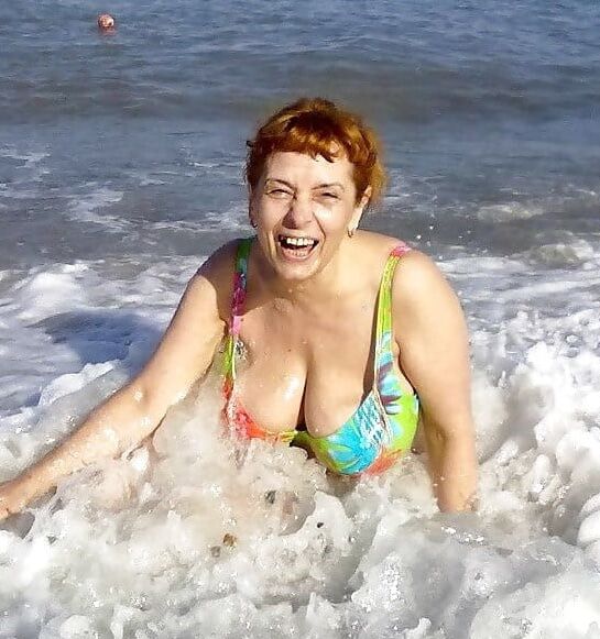 Mature ladys with big chubby tits