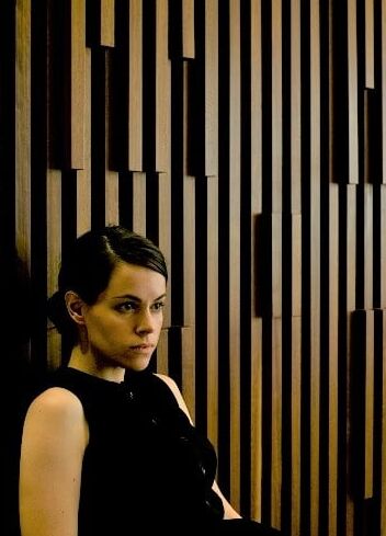 Emily Hampshire hot Rachel Bilson lookalike actress