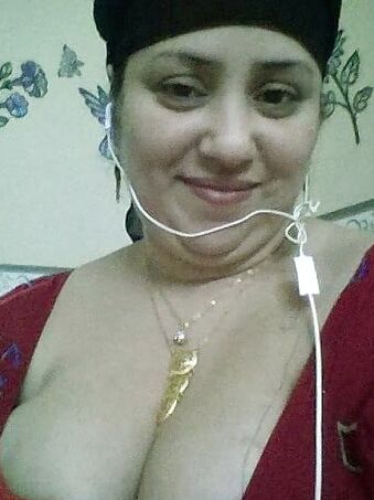 mariam marocain gros bzezel