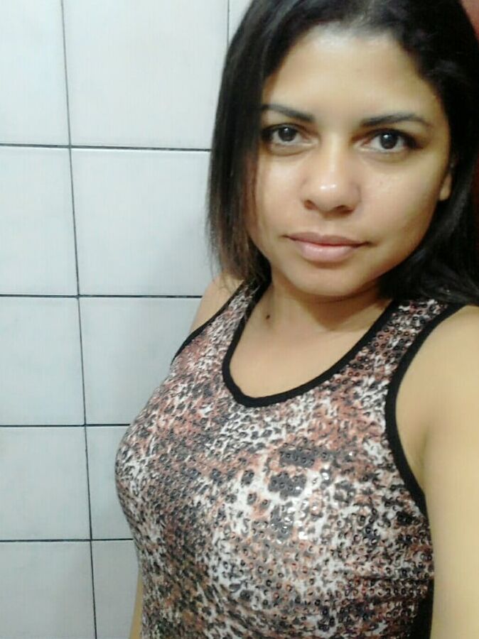Carlinha puta gostosa