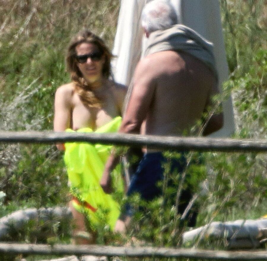 Alejandra Silva topless vacation Italy aug