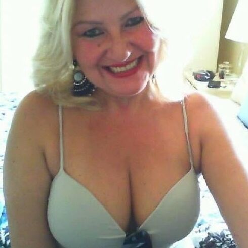 Cassia Navarro ... Faceb
