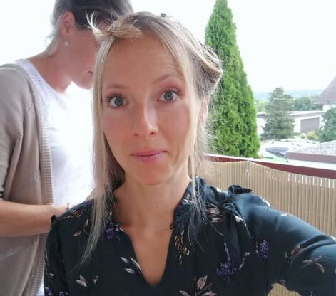 Begging for cum!