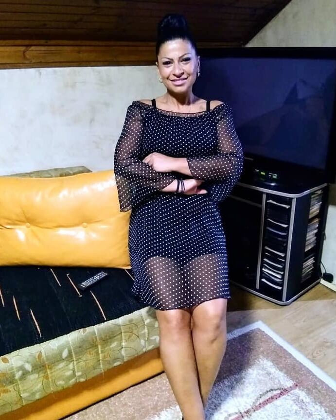 Serbian Milf Mom