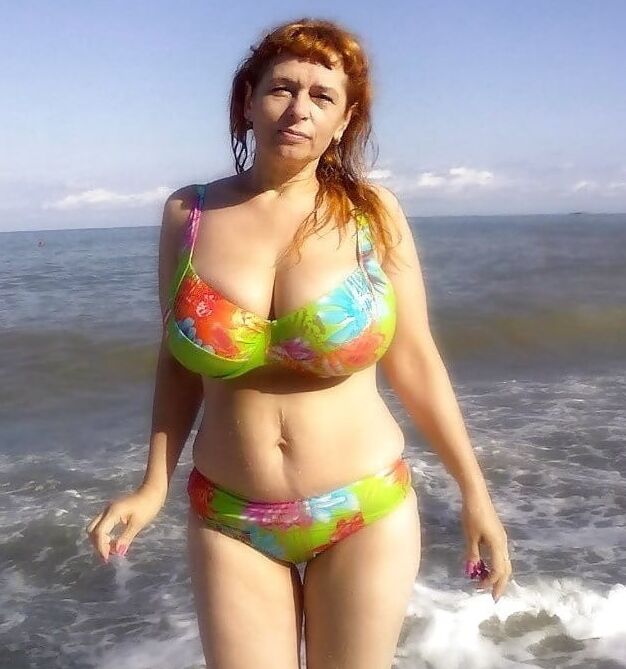 Mature ladys with big chubby tits