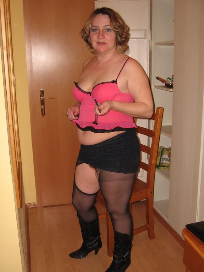 Smoker mature slutty whore