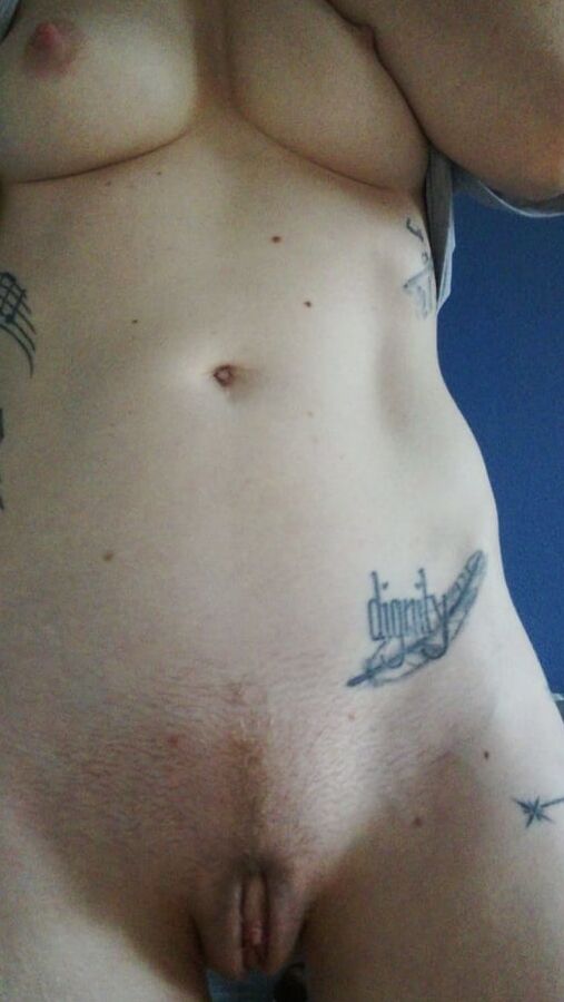 Slut Julia aus Berlin