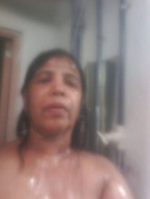 Sinhala sudu aunty