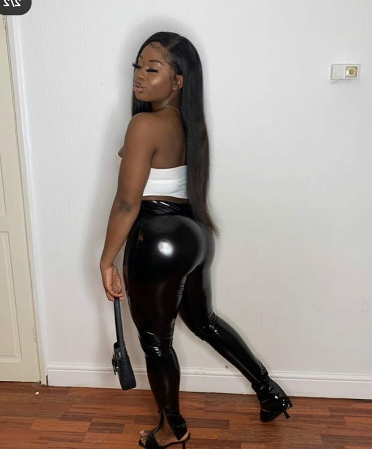 Leather leggings