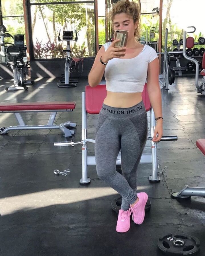 Puta Fitness bien Piernuda