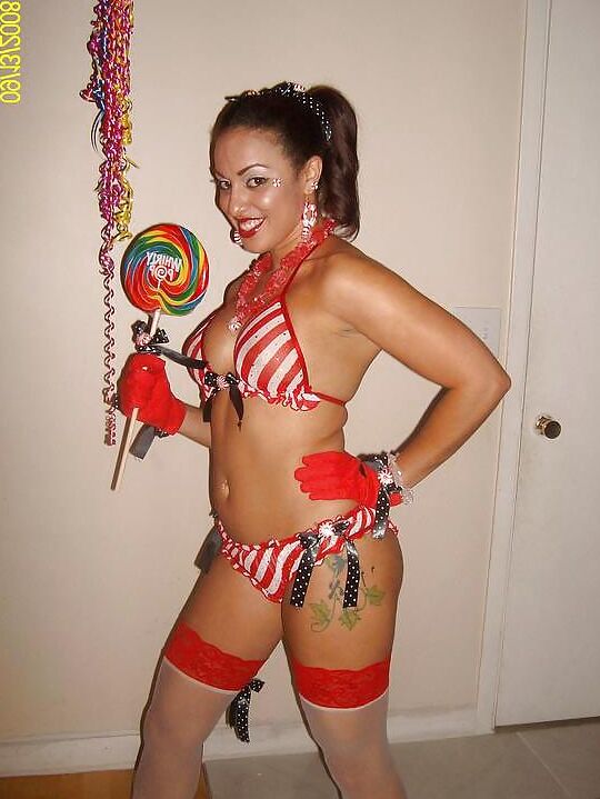 Latina MILF Ass