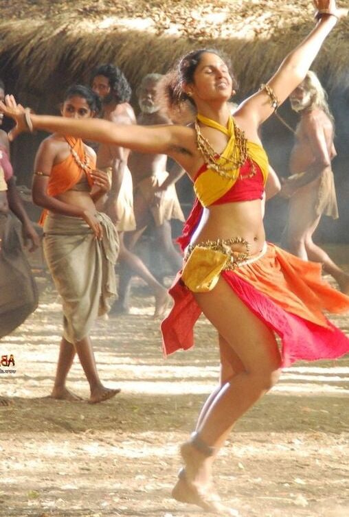 hot chesty modle indian