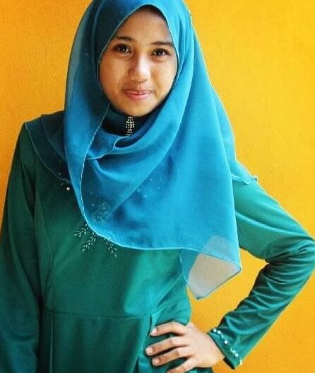 Melayu Tudung Nurul Ahtikah Azran Naked Big Boobs
