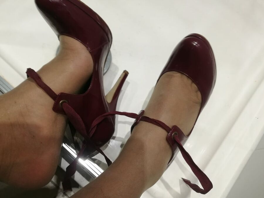 SMA asian mature feet