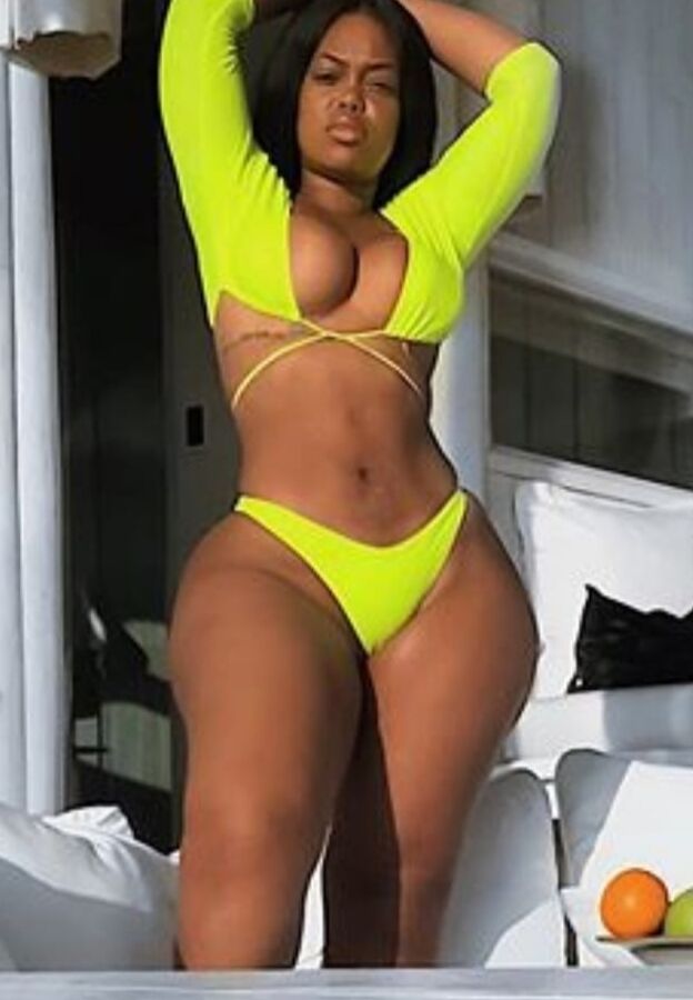 Sexy thick mega booty pear bbw Meron