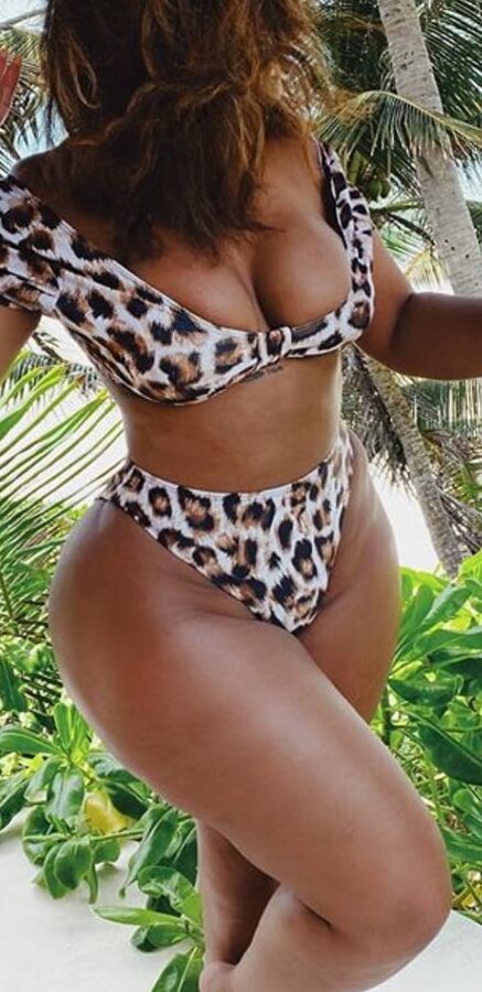 Sexy thick mega booty pear bbw Meron
