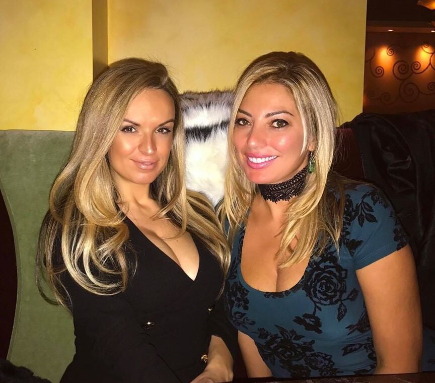 HOTTT Mother &amp; Daughter for cumtribute please :)