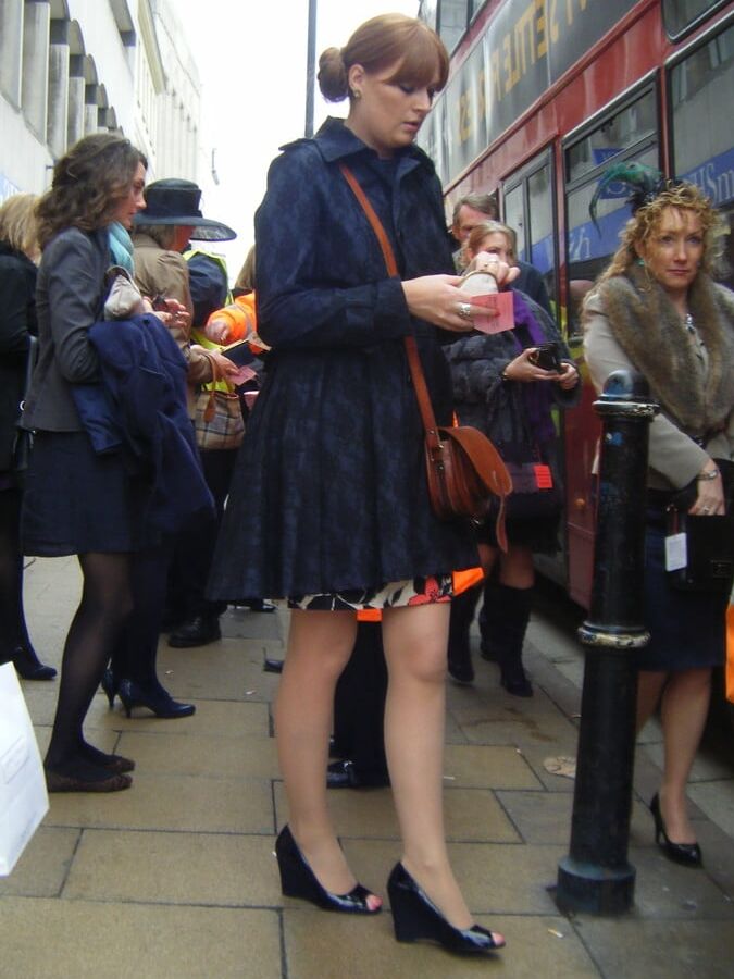 Street Pantyhose - Brit Chicks on the Street