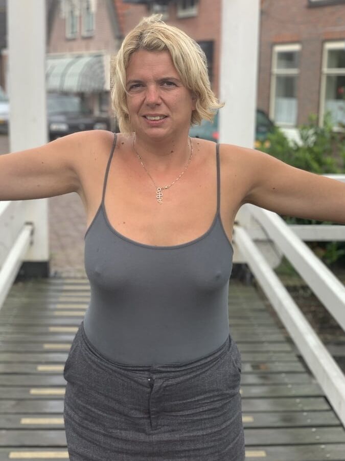 MILF et salopes (Sexygirl sur xhamster)