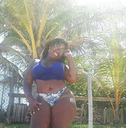 Fofas black de biquini