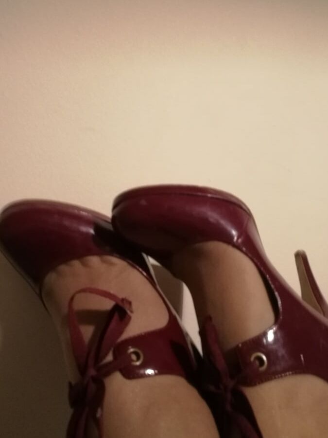SMA asian mature feet