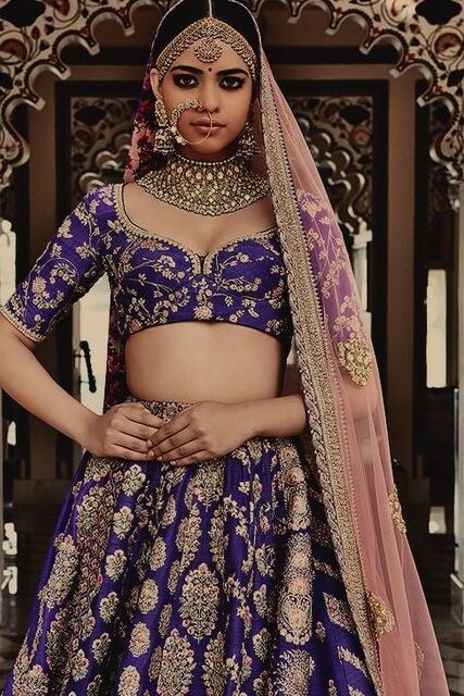 hot chesty modle indian