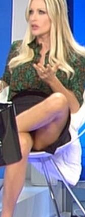 Busty Italian TV Mature Paola Ferrari