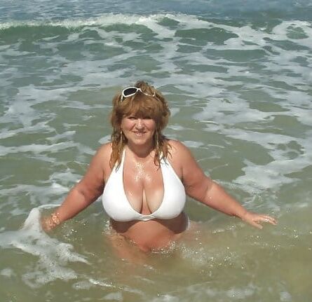 Mature ladys with big chubby tits