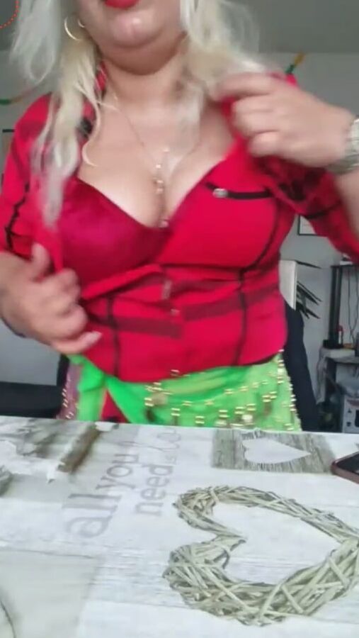 Bust live facebook romanian
