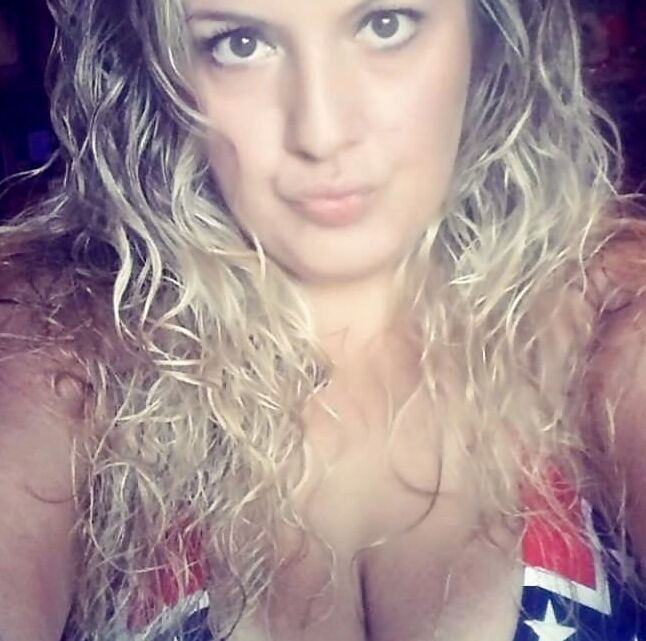 Sexy Southern ladies