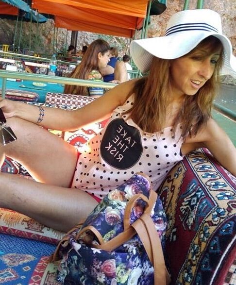 Turkish Milf Legs Skirt Nylon Turk olgun evli dul dress