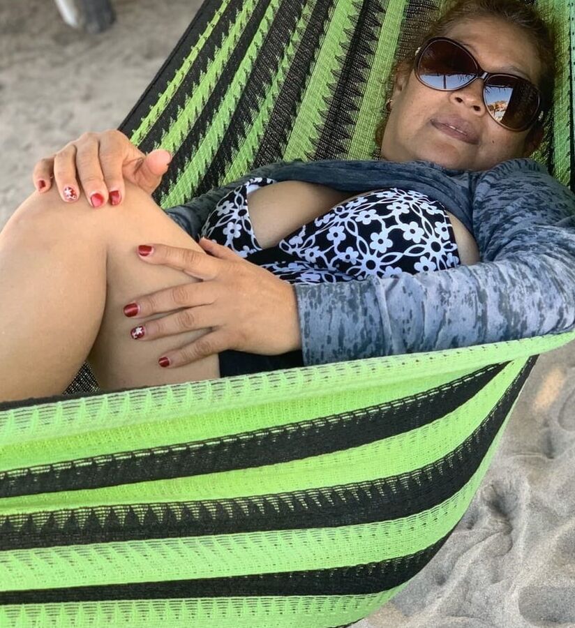 CLAUDIA Y MEXICAN WHORE FROM MEXICO CITY